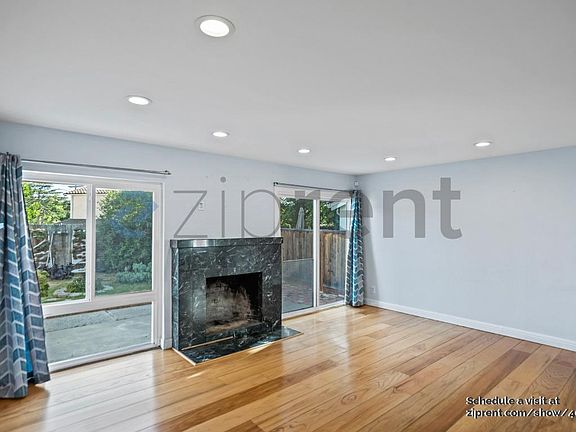 5th image of 33125 Basswood Ave