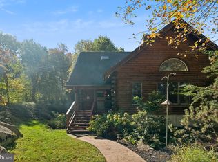 361 Trythall Rd, Elverson, PA 19520