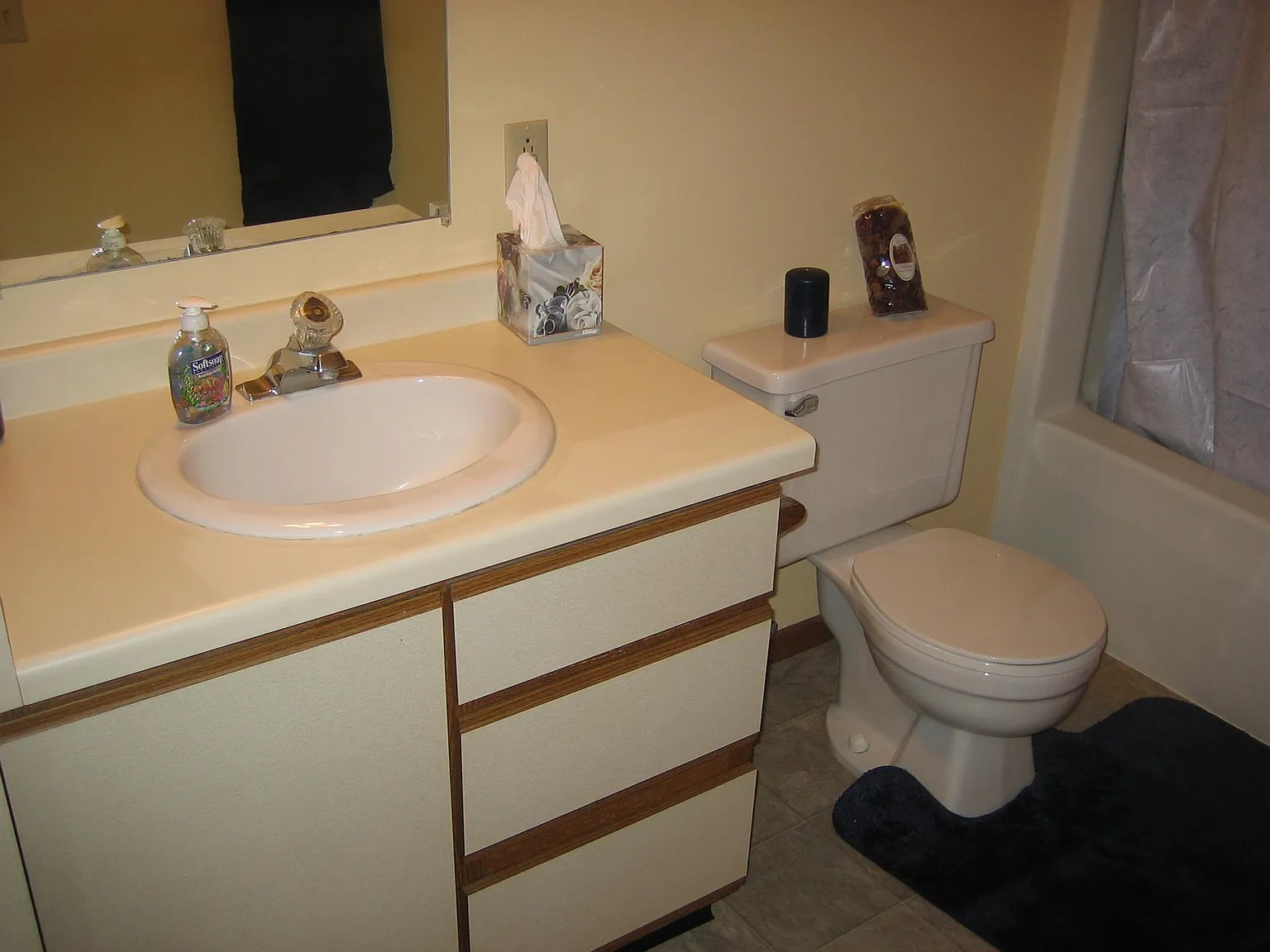 2703 Norwich St — Photo 4