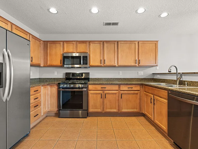 7127 Calle Alegria NE — Photo 9