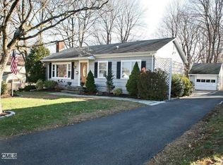 13 Sunrise Ave, Trumbull, CT 06611