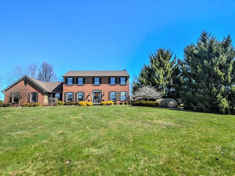 1st image of 16 Deer Run Ct