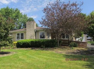 129 Sunset Dr, Bellevue, OH 44811