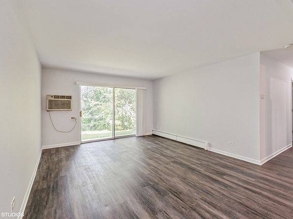 3rd image of 8000 Archer Ave APT A120