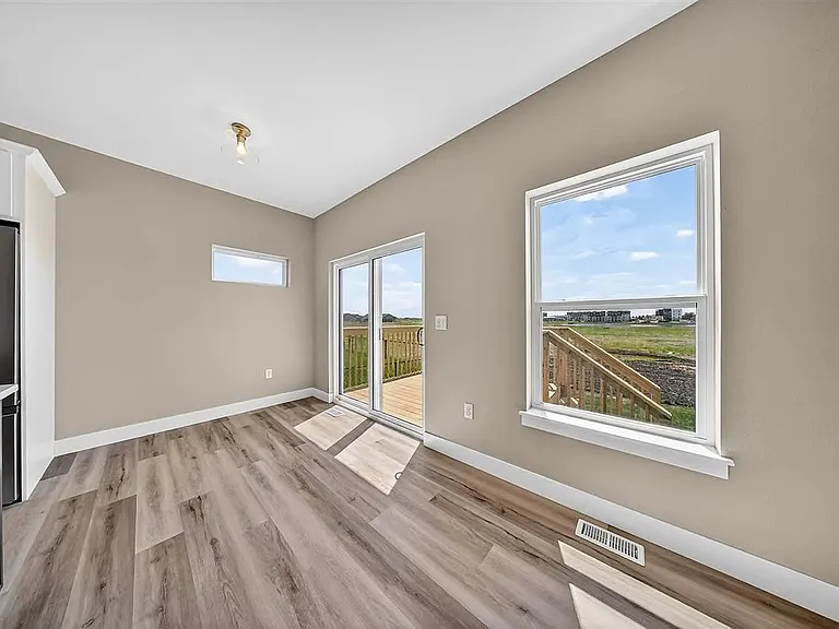 1285 Priscilla Ct — Photo 18