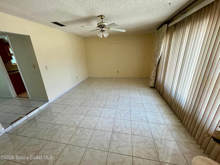 1497 Krin Ct NE — Photo 9