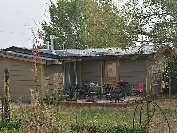 2nd image of 170 Valle Dr