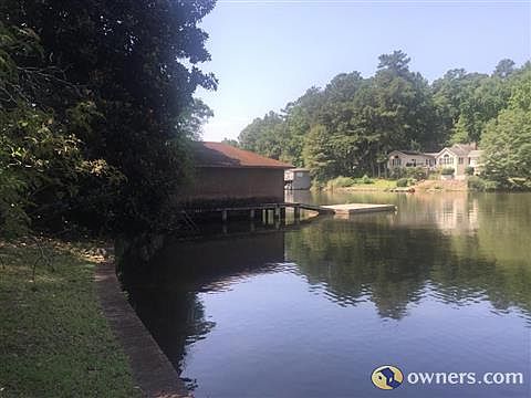Boat house & Lake