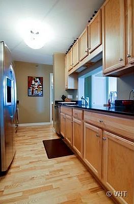 2nd image of 1160 S Michigan Ave APT 2702