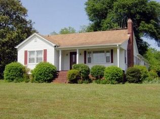 521 Victory Trail Rd, Gaffney, SC 29340