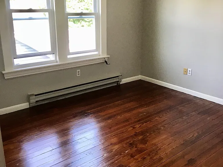 50 Catherine St #2 — Photo 12