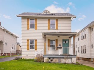 2204 Bunts Rd, Lakewood, OH