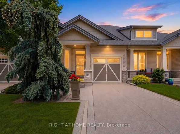31 Manorwood Dr, Smithville, ON L0R 2A0
