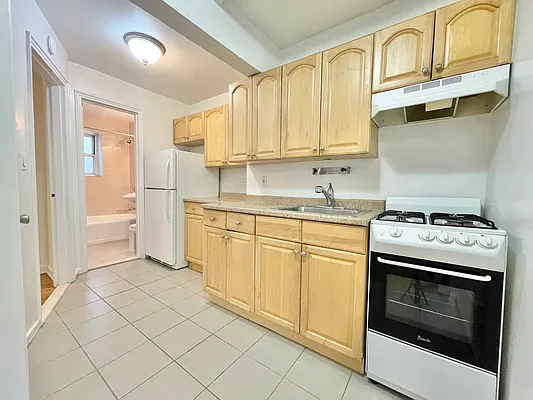 Rented by Keller Williams NYC | media 3