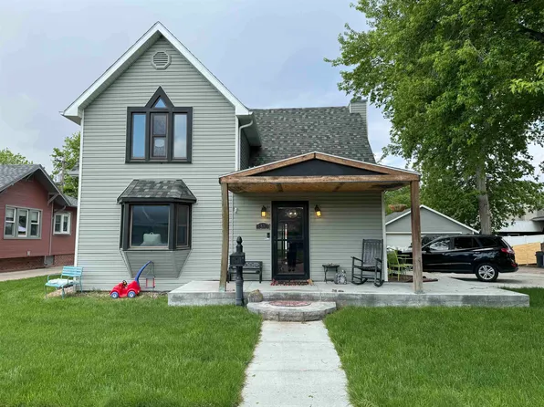 1310 W 6th St, Hastings, NE 68901