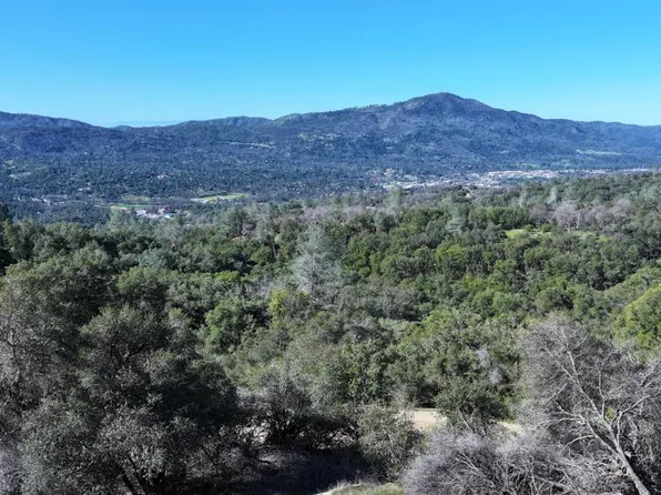 41318 Scott Dr, Oakhurst, CA 93644