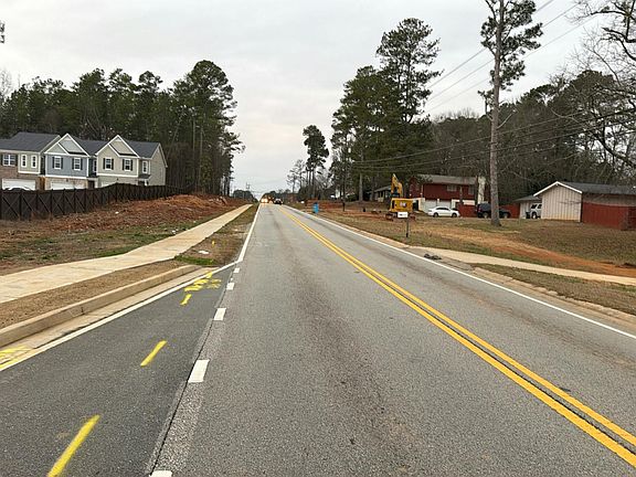 5th image of 2294 Fairview Rd SE