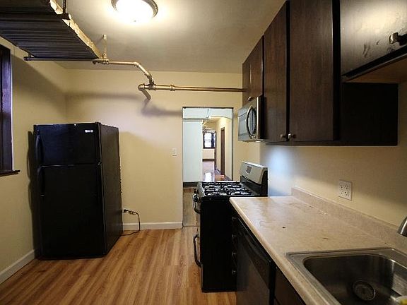 3rd image of 4326 N Bernard St #Gdn