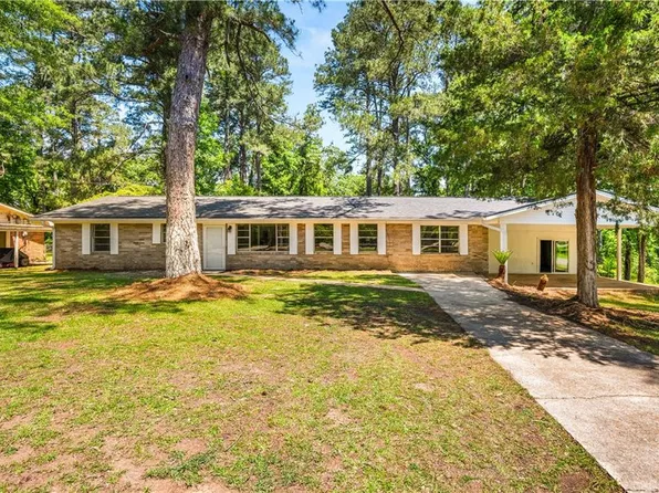 100 Audrey Dr, Pineville, LA 71360