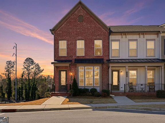 2nd image of 3317 Park Pointe Cir