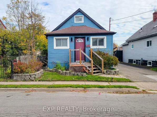303 Deere St, Welland, ON L3B 2L9