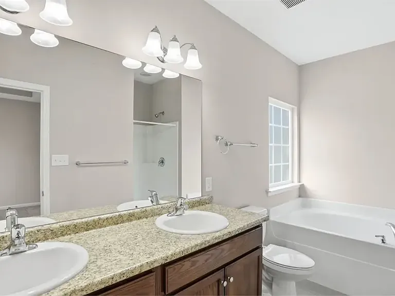 415 Olde Ivey Sq — Photo 12