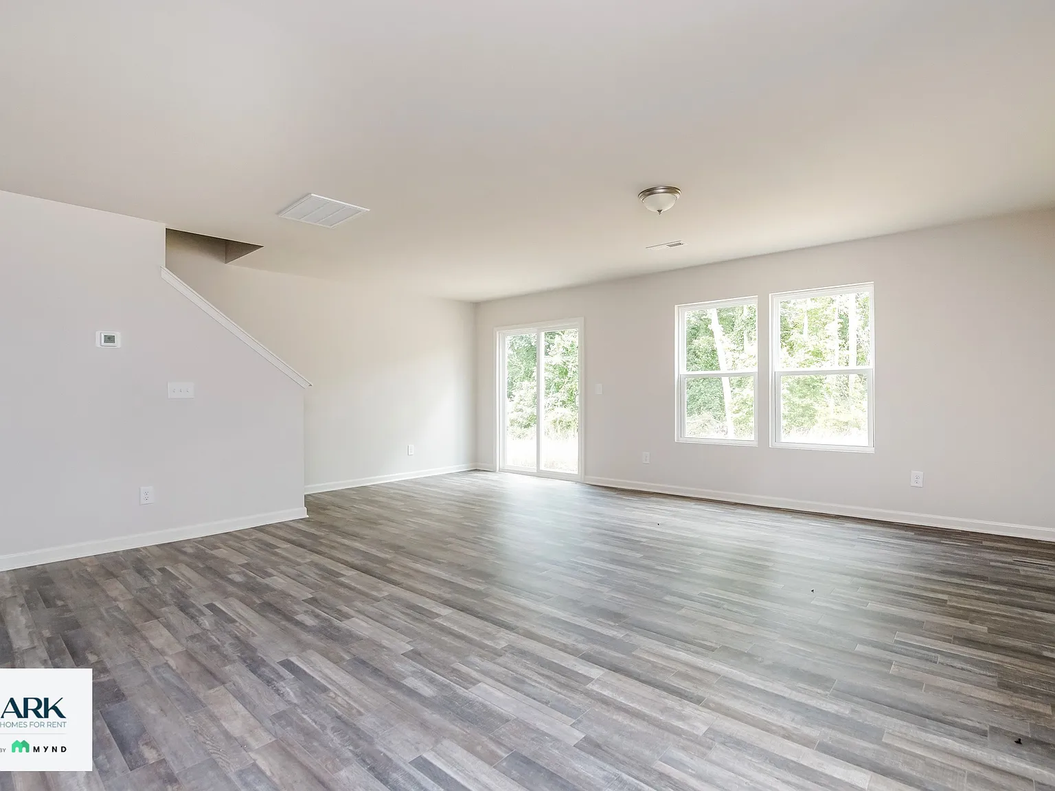 5 bed, 4.0 bath, 3271 sqft, $2,781 — Photo 3