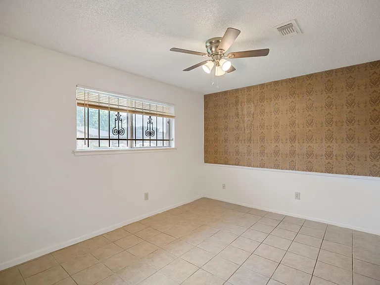 12718 Panay Dr — Photo 18