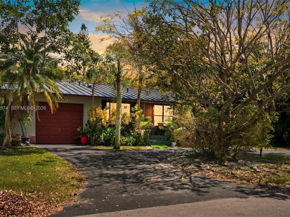 6005 SW 64th Pl, South Miami, FL 33143