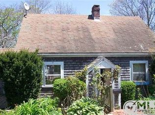464 Woods Hole Rd, Falmouth, MA 02543