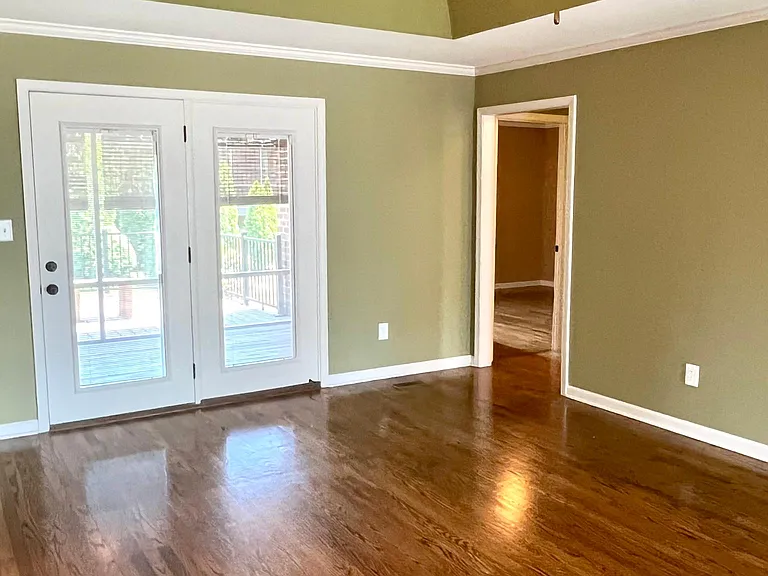 103 Beacon St — Photo 10