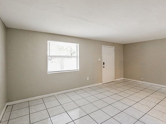 3rd image of 2418 SW 6th Ct