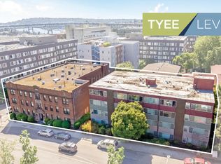 4105 Brooklyn Ave NE #412, Seattle, WA 98105