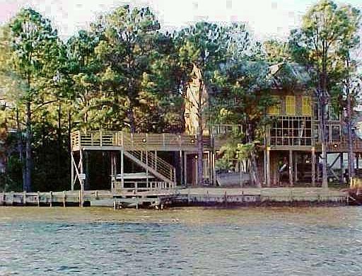 1st image of 408 Ridgewood Dr