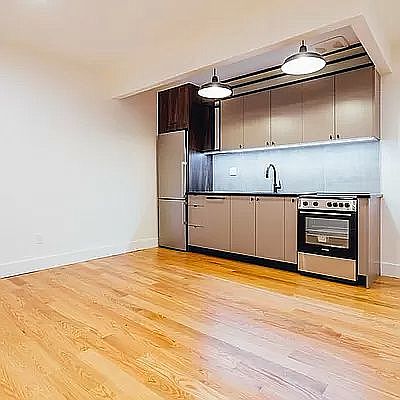 2nd image of 620 Parkside Ave #4Q