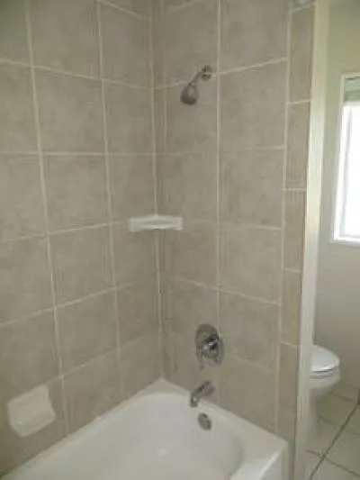 Upstairs bath 2