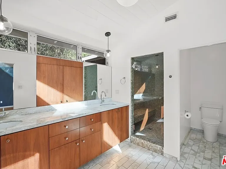 1700 San Ysidro Dr — Photo 13