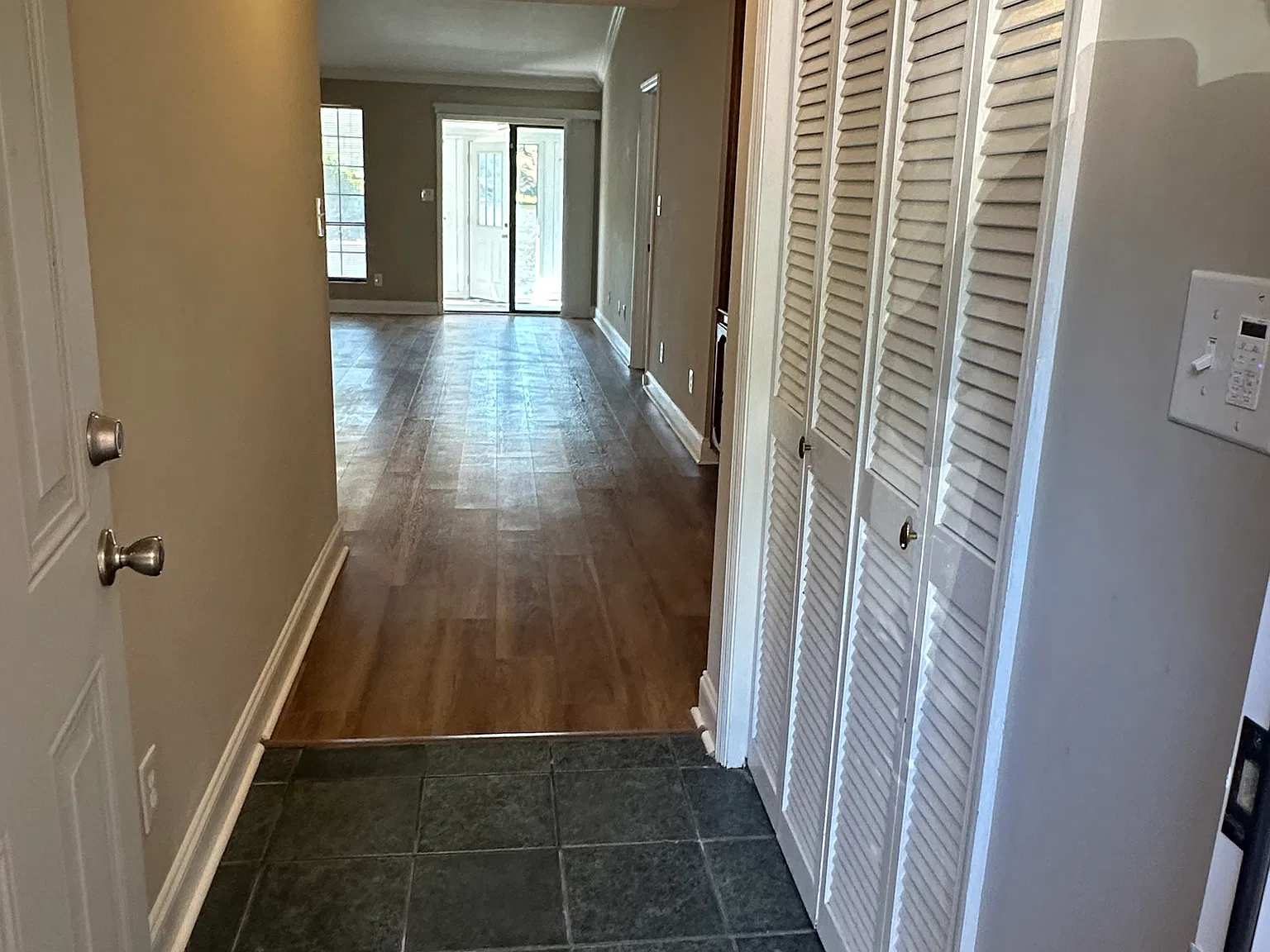 235 Leisure Lake Dr — Photo 2