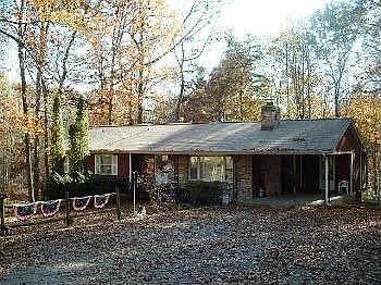 1st image of 42 Hidden Lake Dr
