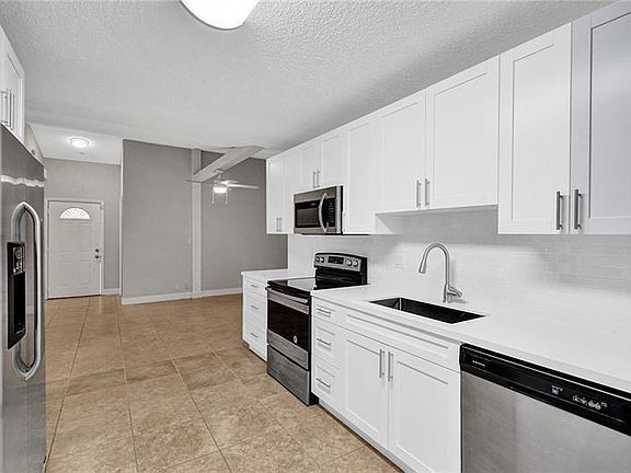 5th image of 8221 SW 3rd Ct