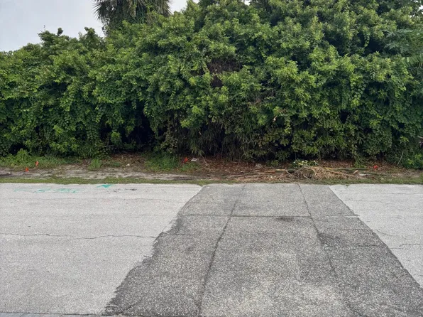 4719 Riverglen Blvd, Ponce Inlet, FL 32127