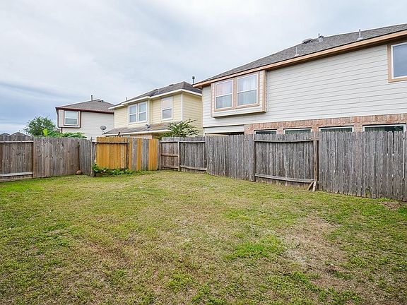 4th image of 3526 Derril Ln