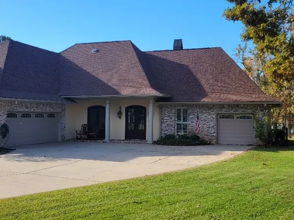 5104 Holly Pointe Ln, Benton, LA 71006