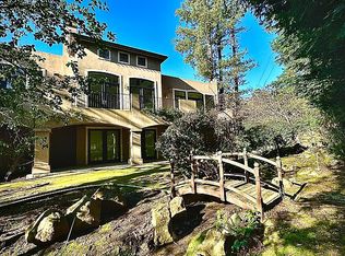1009 Pine Ln, Lafayette, CA