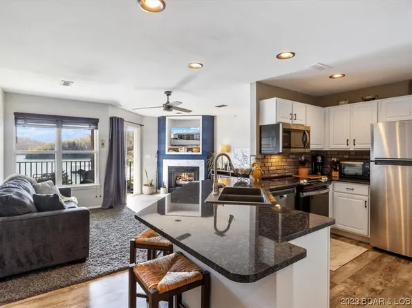 549 Park Place Dr #3B, Kaiser, MO 65047