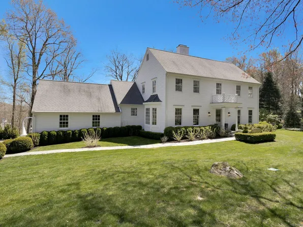 512 Frogtown Road, New Canaan, CT 06840