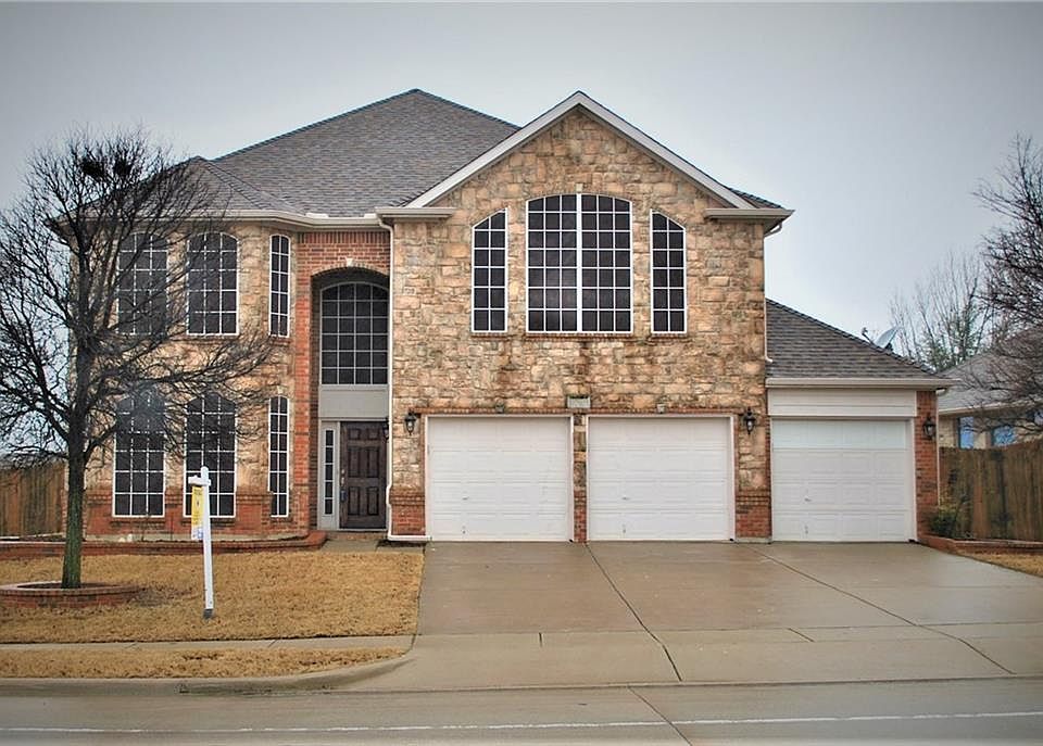1st image of 6308 Pine Hills Ln