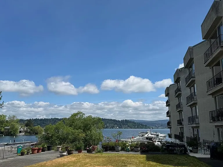 9030 Seward Park Ave S #203 — Photo 28