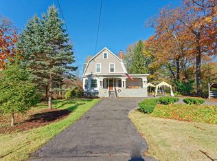 2651 Aqueduct Rd, Niskayuna, NY 12309