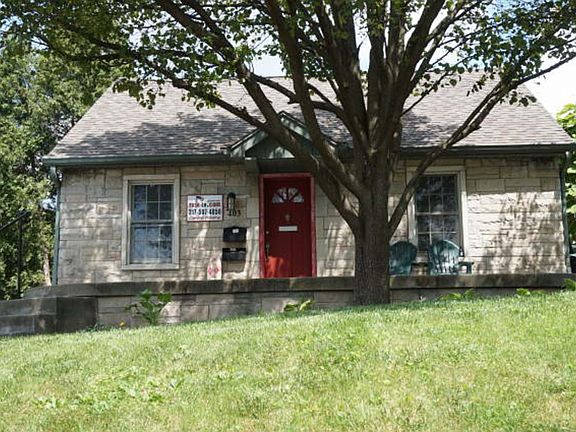 2nd image of 403 S Jordan Ave
